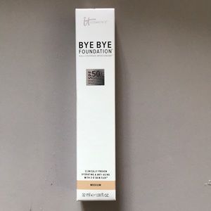 It cosmetics liquid foundation